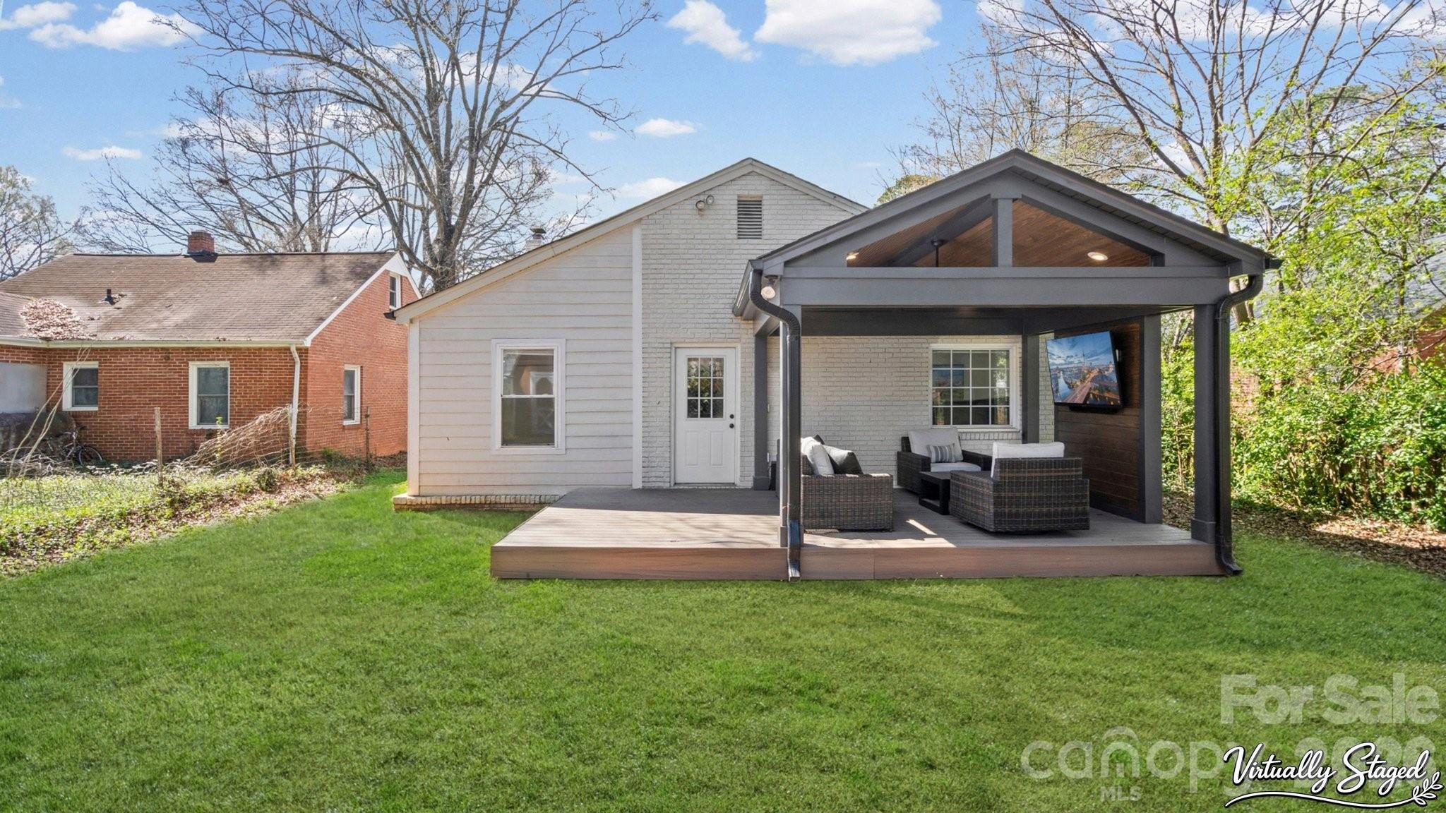 3136 Mathis Drive Charlotte NC 28208