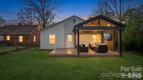 3136 Mathis Drive Charlotte NC 28208