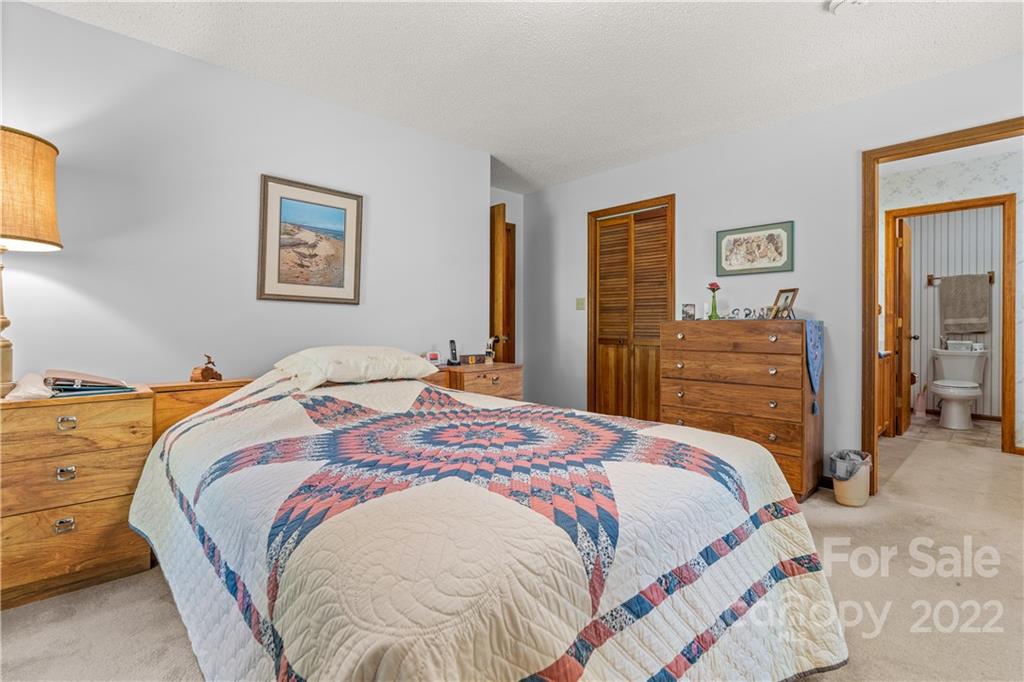 12 Glen Crest Drive Arden NC 28704