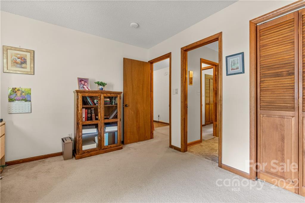 12 Glen Crest Drive Arden NC 28704