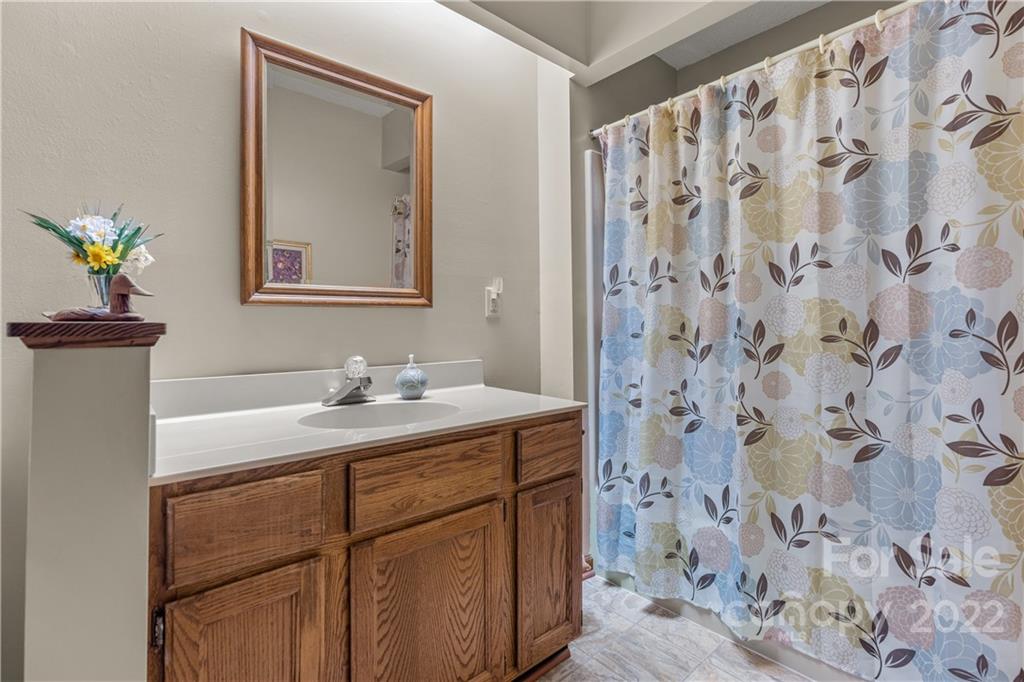 12 Glen Crest Drive Arden NC 28704