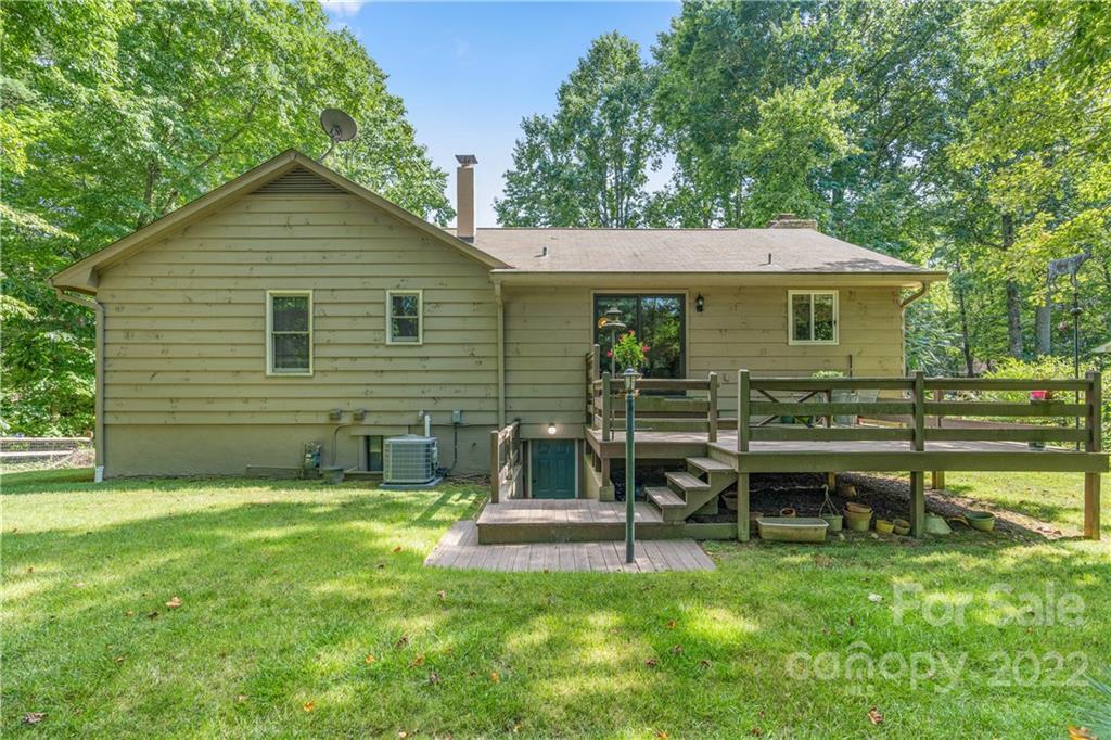 12 Glen Crest Drive Arden NC 28704