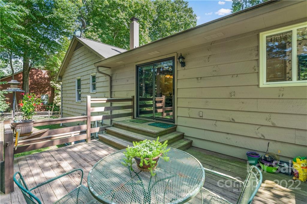 12 Glen Crest Drive Arden NC 28704