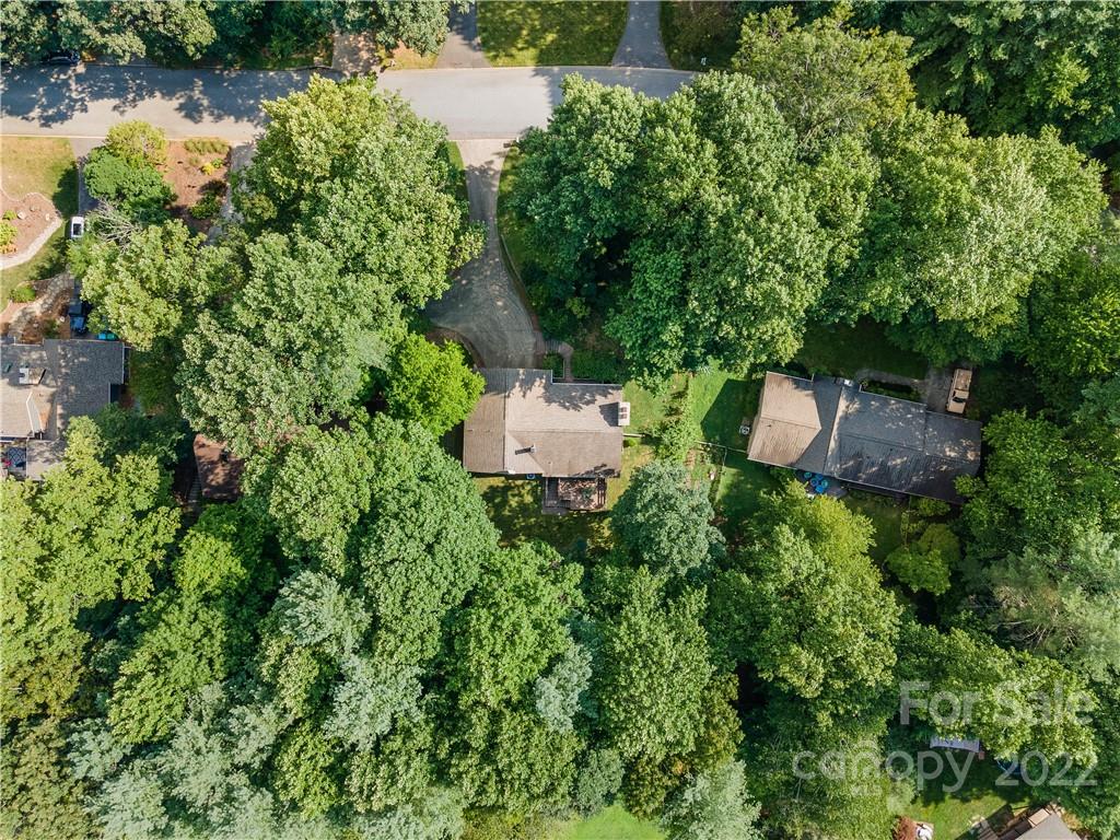 12 Glen Crest Drive Arden NC 28704