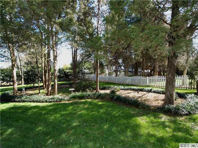 7729 Rathlin Court Charlotte NC 28270