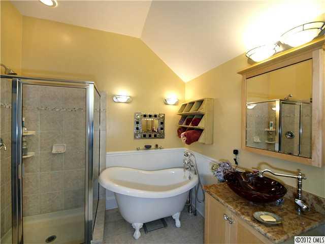 7729 Rathlin Court Charlotte NC 28270