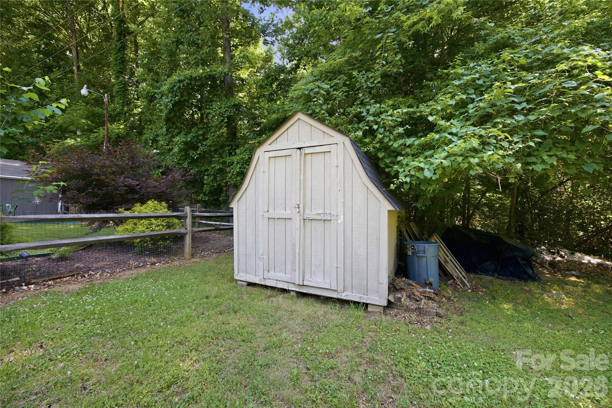 1814 Golden Heights Court Charlotte NC 28214