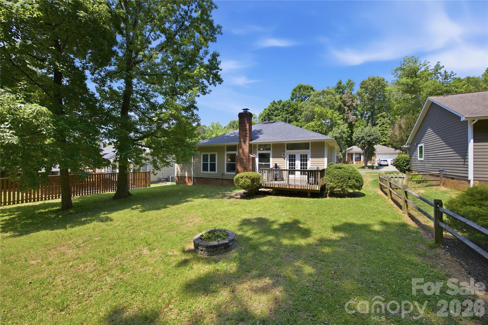 1814 Golden Heights Court Charlotte NC 28214
