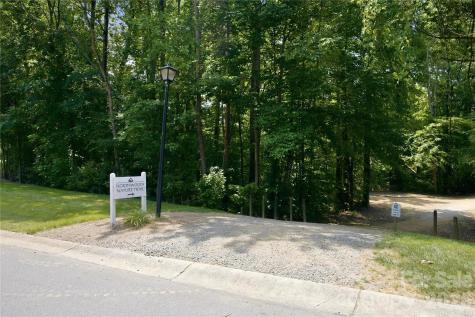1814 Golden Heights Court Charlotte NC 28214