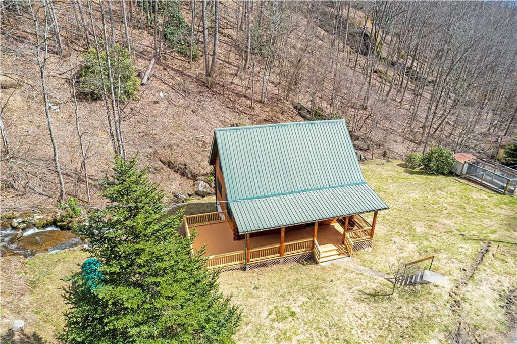 2614 Foster Creek Road Marshall NC 28753