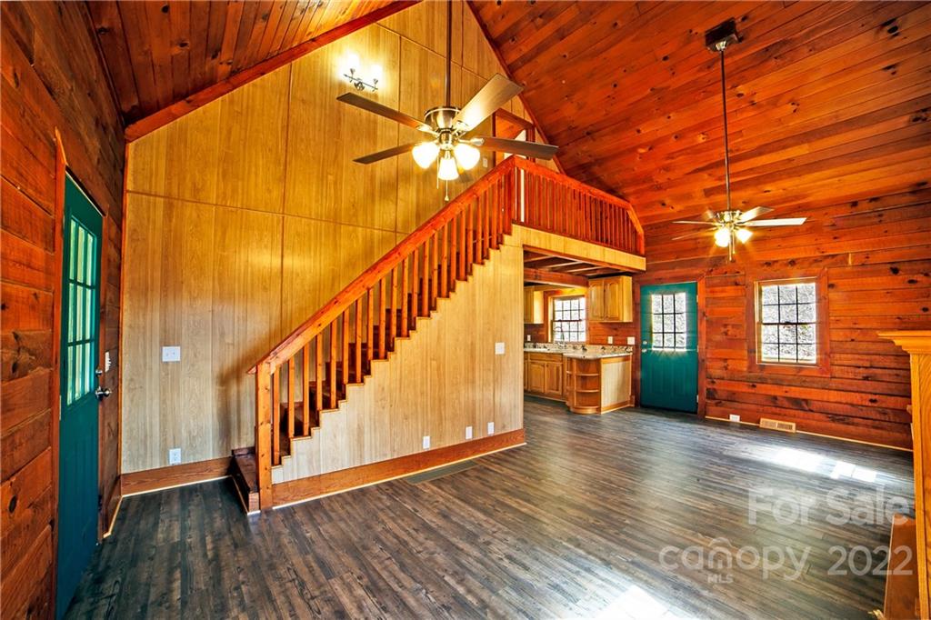 2614 Foster Creek Road Marshall NC 28753