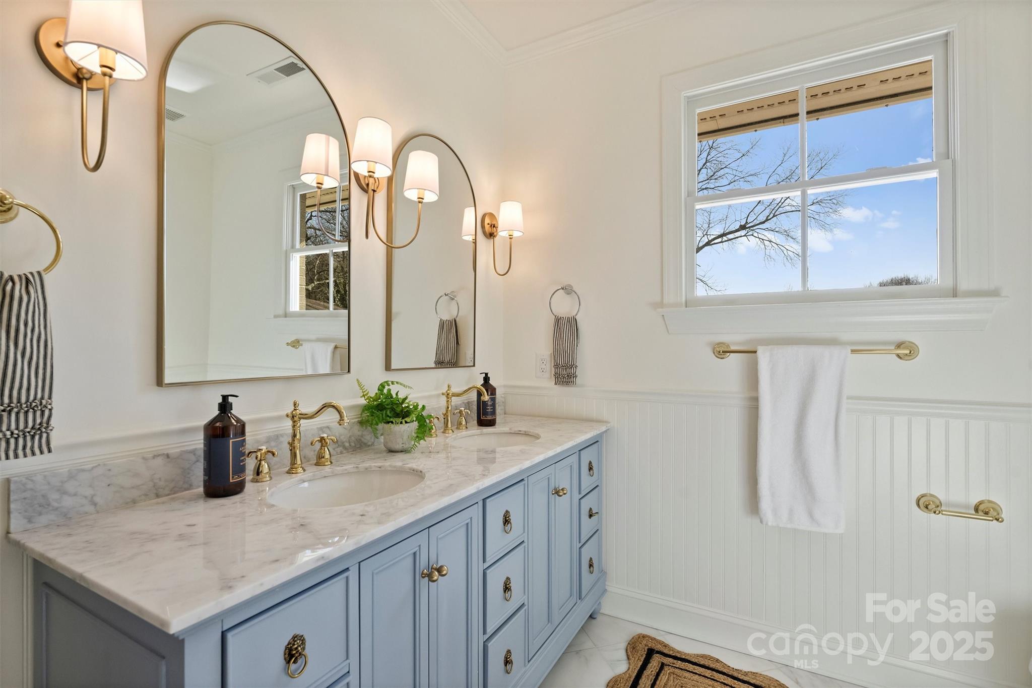 2240 Mecklenburg Avenue Charlotte NC 28205