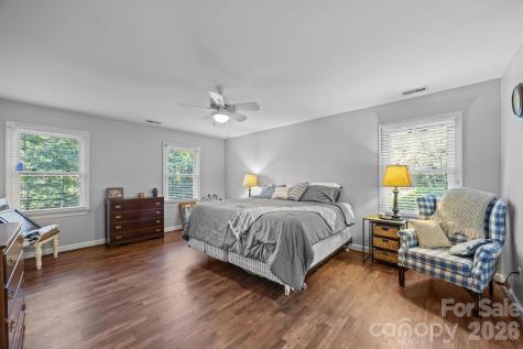 5 Silverstone Drive Asheville NC 28805