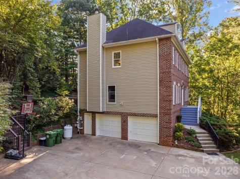 5 Silverstone Drive Asheville NC 28805