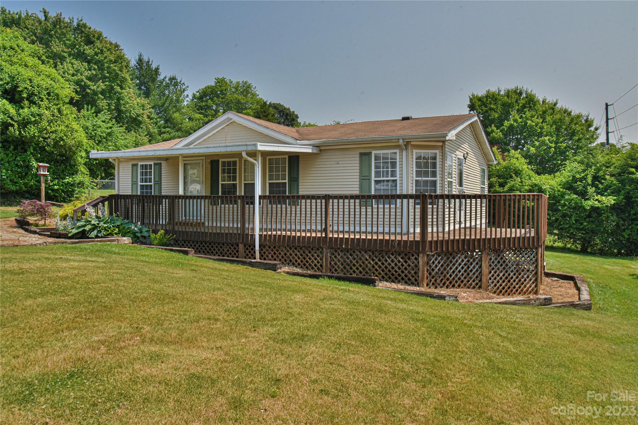 23 Holbrook Road Candler NC 28715