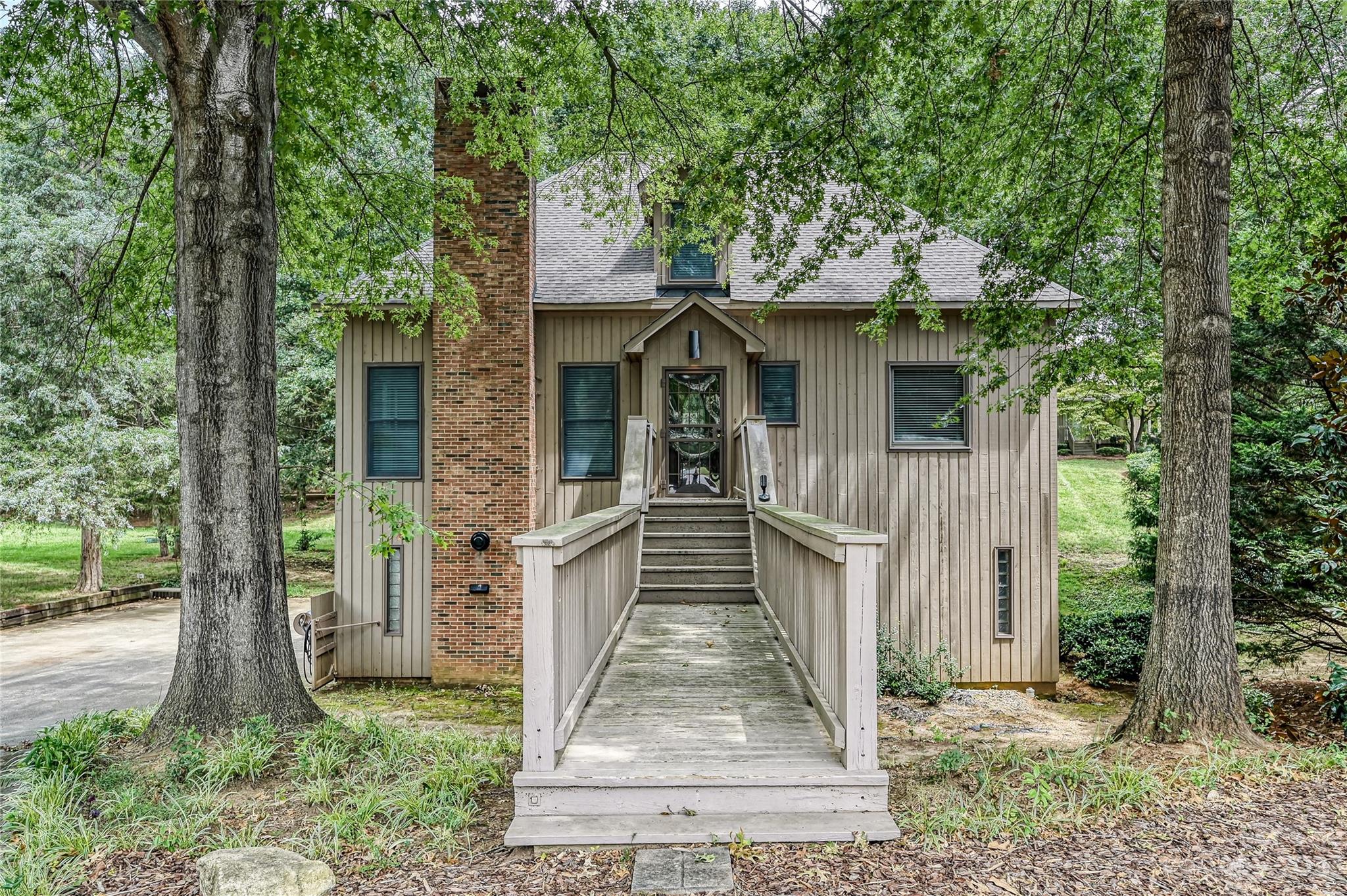 5107 Gamton Court Charlotte NC 28226