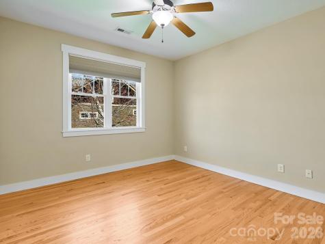 24 Creekside View Drive Asheville NC 28804