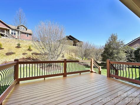 24 Creekside View Drive Asheville NC 28804