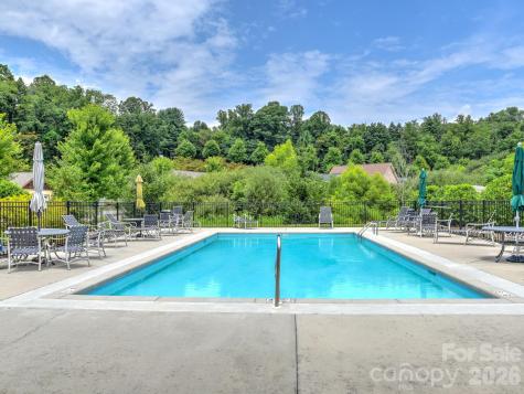 24 Creekside View Drive Asheville NC 28804