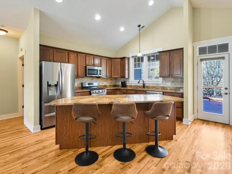 24 Creekside View Drive Asheville NC 28804