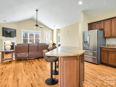 24 Creekside View Drive Asheville NC 28804