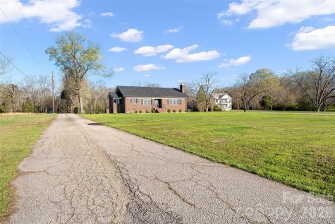 871 Saluda Road Chester SC 29706