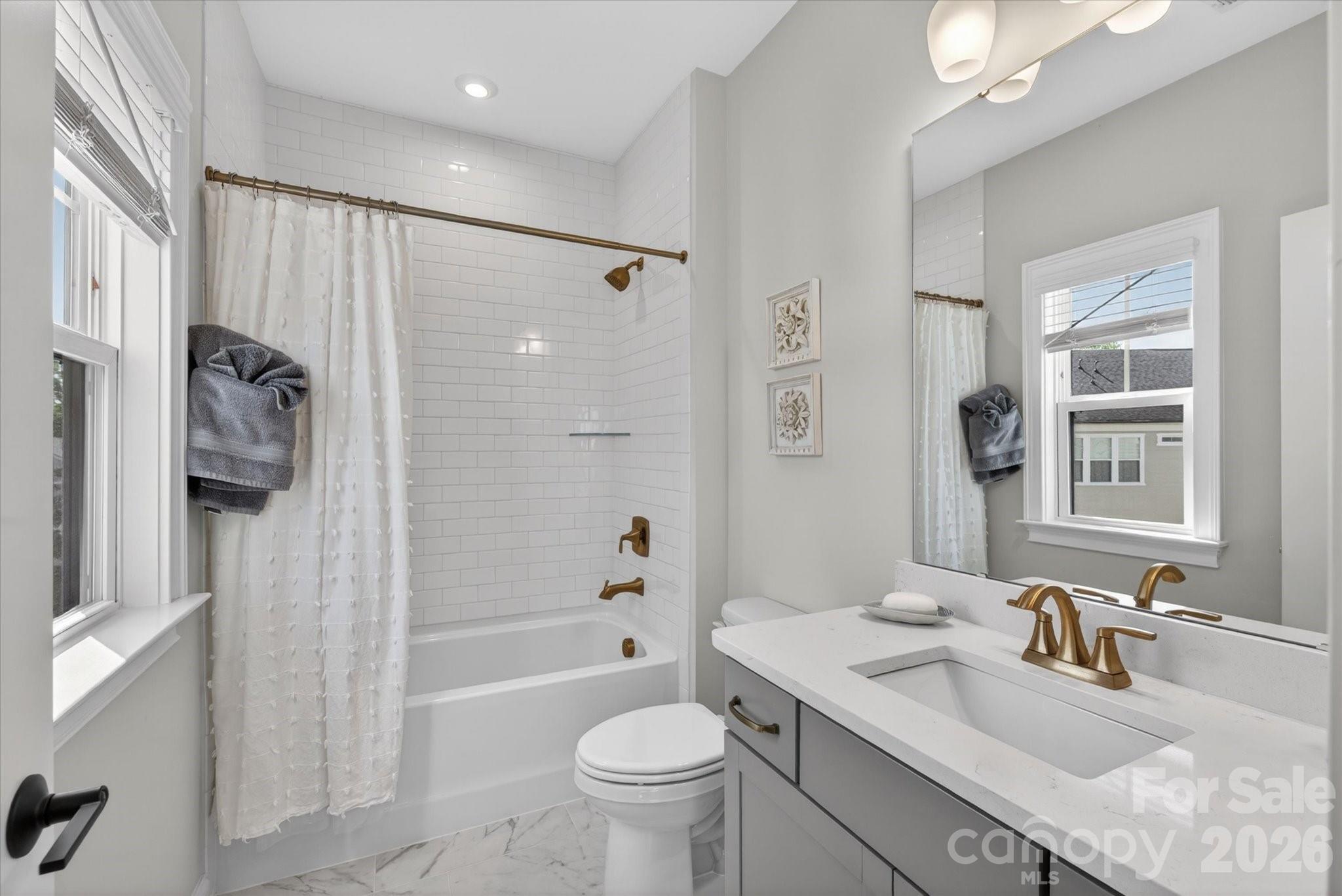 2547 Deacon Avenue Charlotte NC 28204