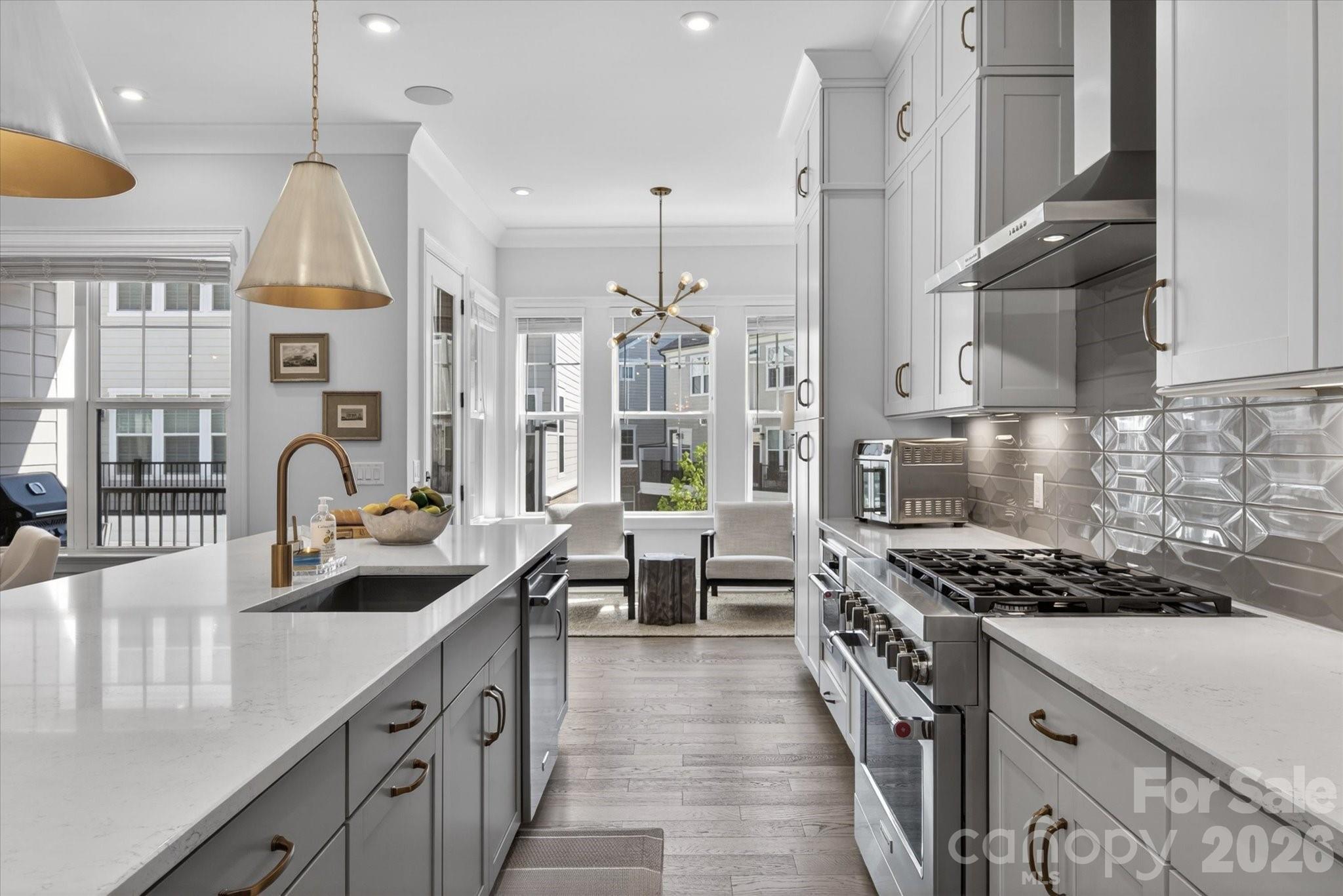 2547 Deacon Avenue Charlotte NC 28204
