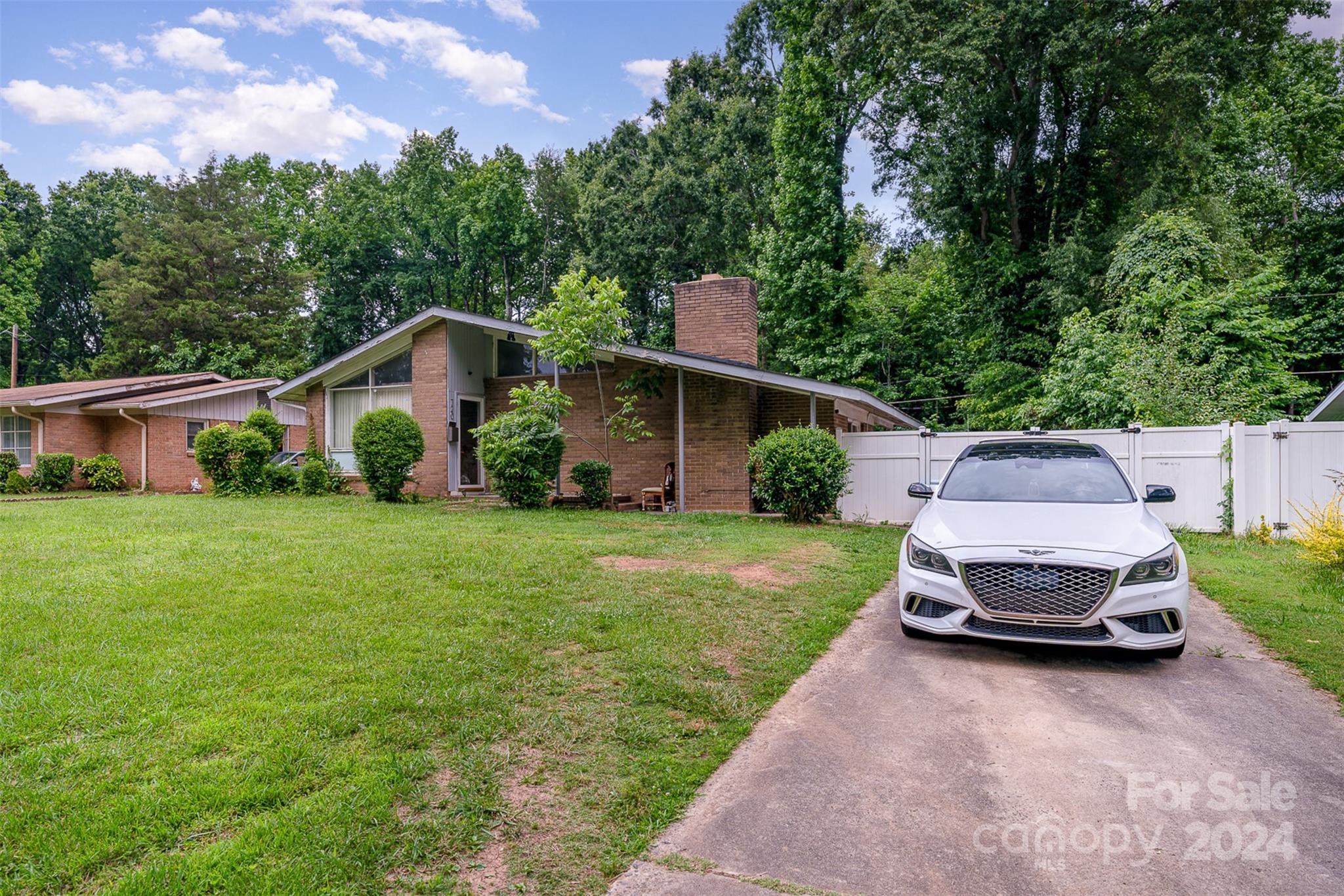 720 Vickery Drive Charlotte NC 28215