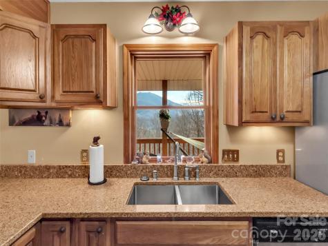 371 Falcon Ridge Drive Waynesville NC 28786