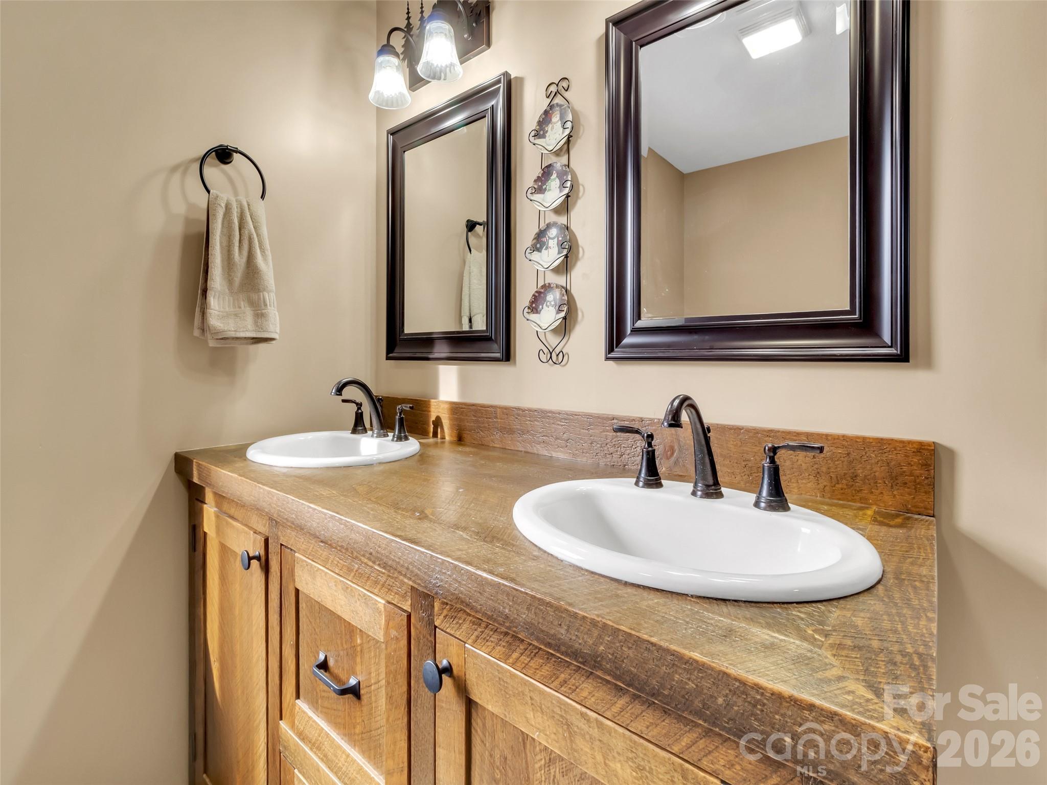 371 Falcon Ridge Drive Waynesville NC 28786