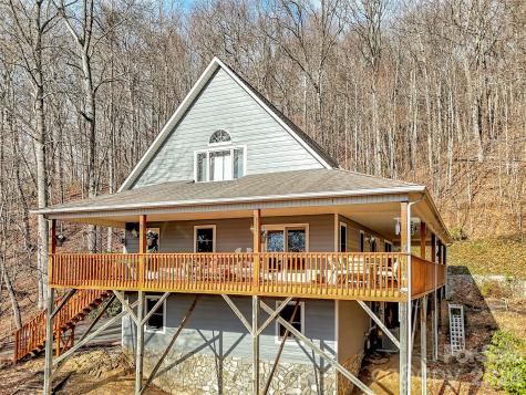 371 Falcon Ridge Drive Waynesville NC 28786