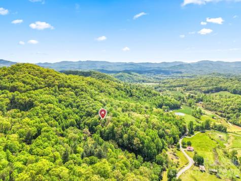 80 Corbin Hills Drive Franklin NC 28734