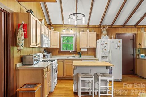 80 Corbin Hills Drive Franklin NC 28734