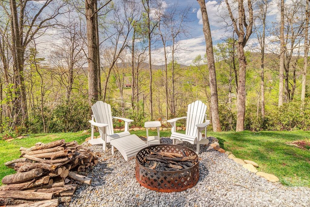 343 Garren Creek Road Fairview NC 28730