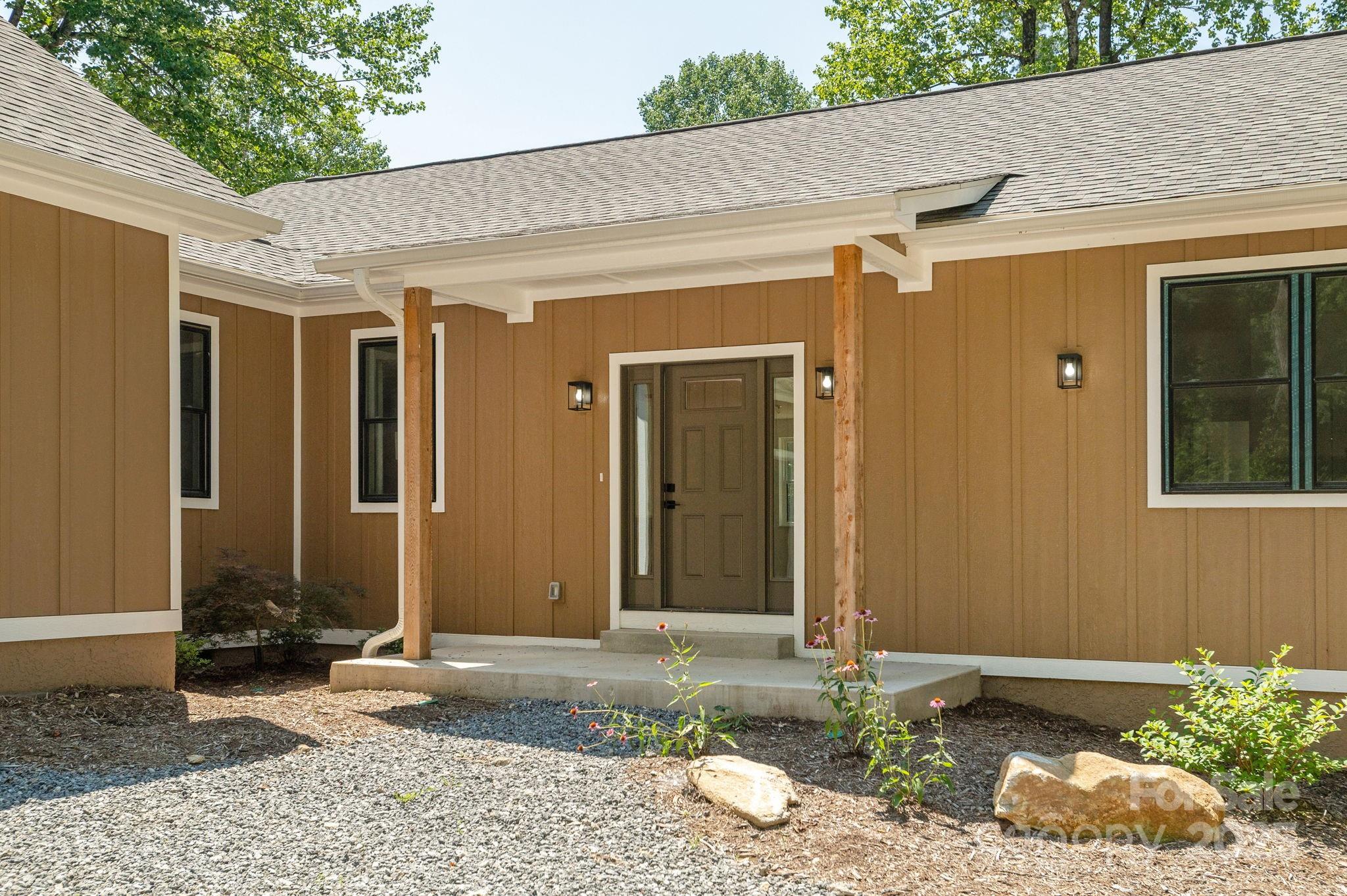 654 Hollybrook Drive Flat Rock NC 28731