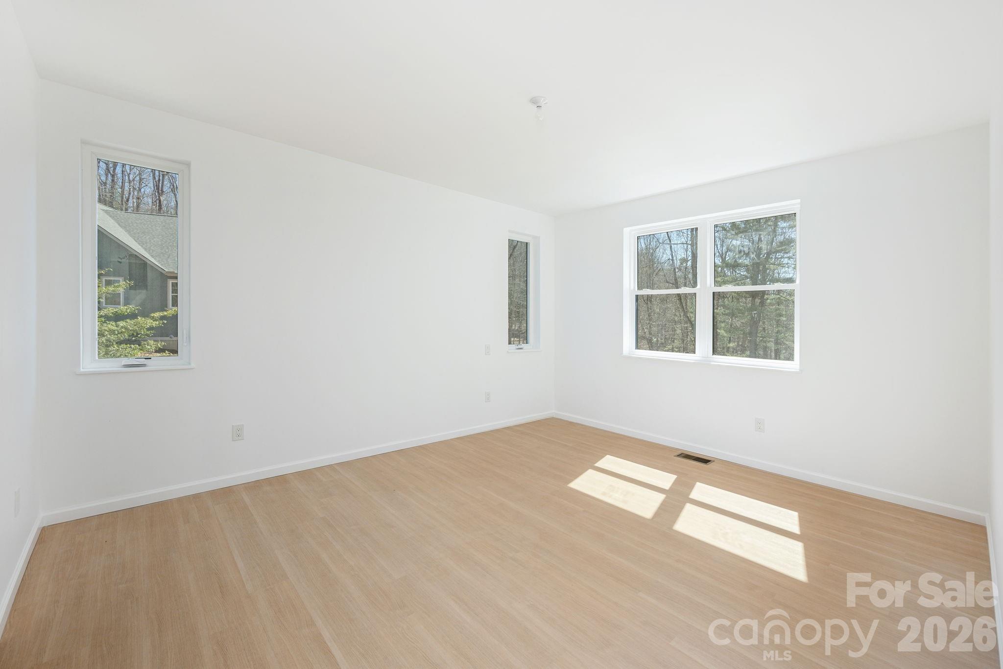 654 Hollybrook Drive Flat Rock NC 28731