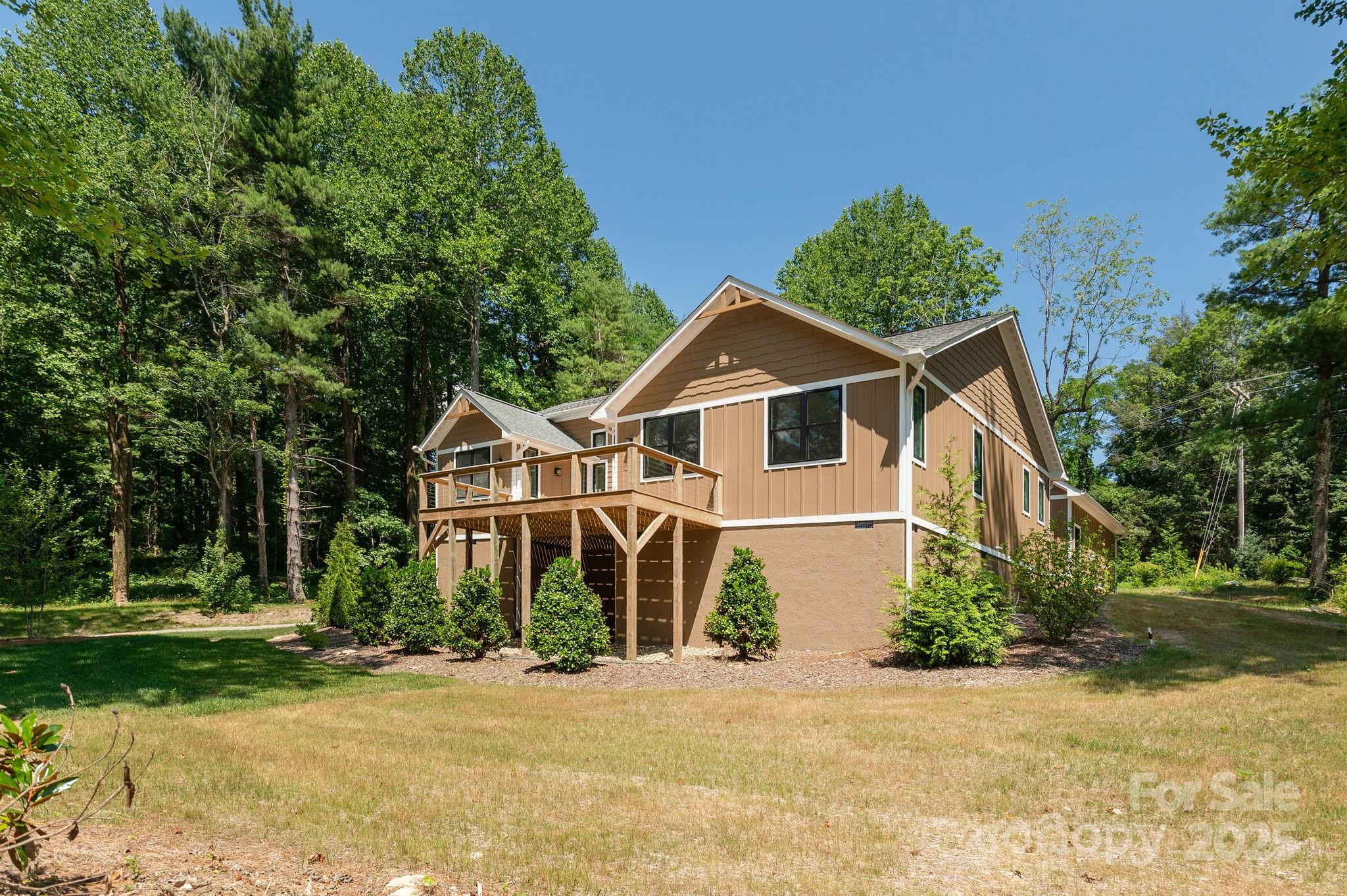 654 Hollybrook Drive Flat Rock NC 28731