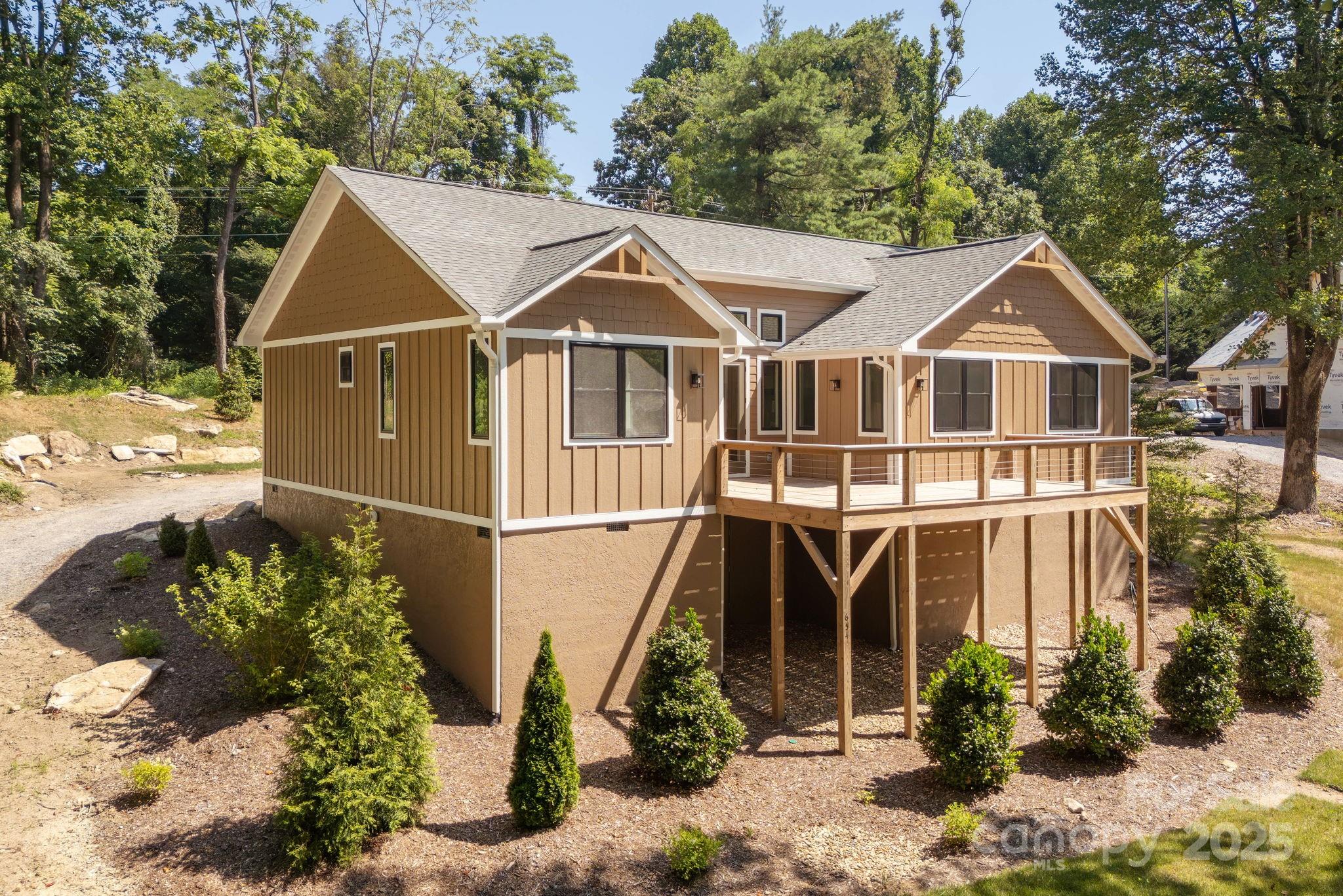 654 Hollybrook Drive Flat Rock NC 28731