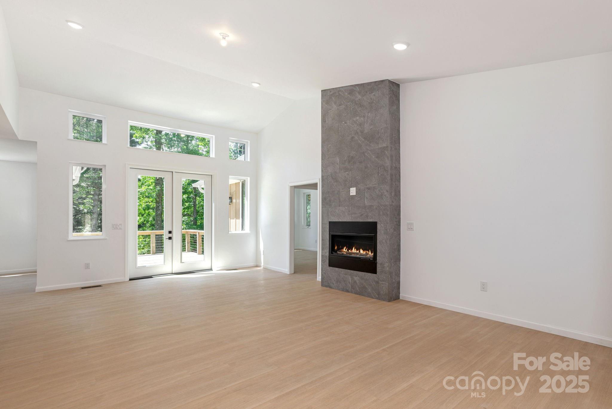 654 Hollybrook Drive Flat Rock NC 28731