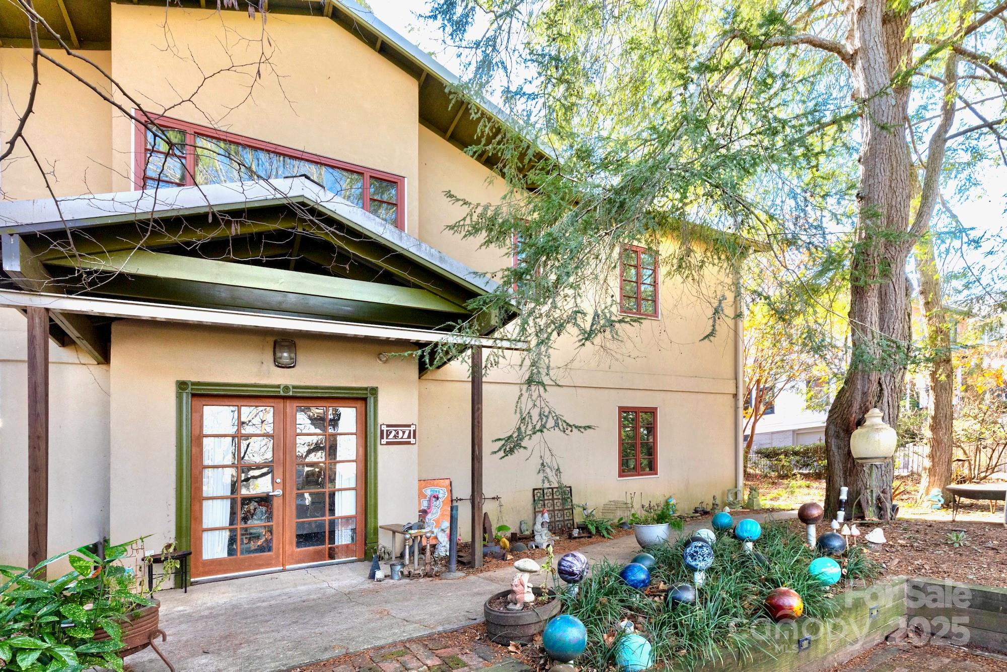 297 Hillside Street Asheville NC 28801