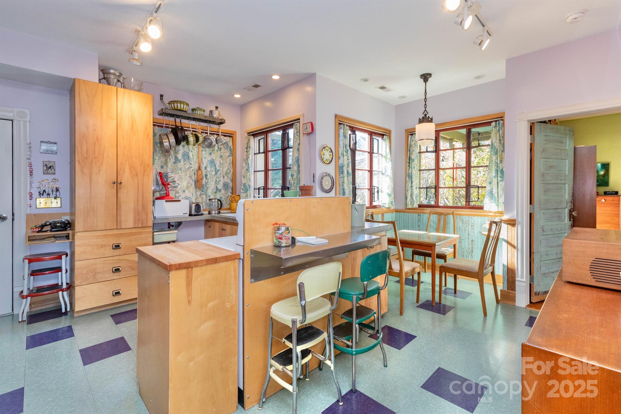 297 Hillside Street Asheville NC 28801