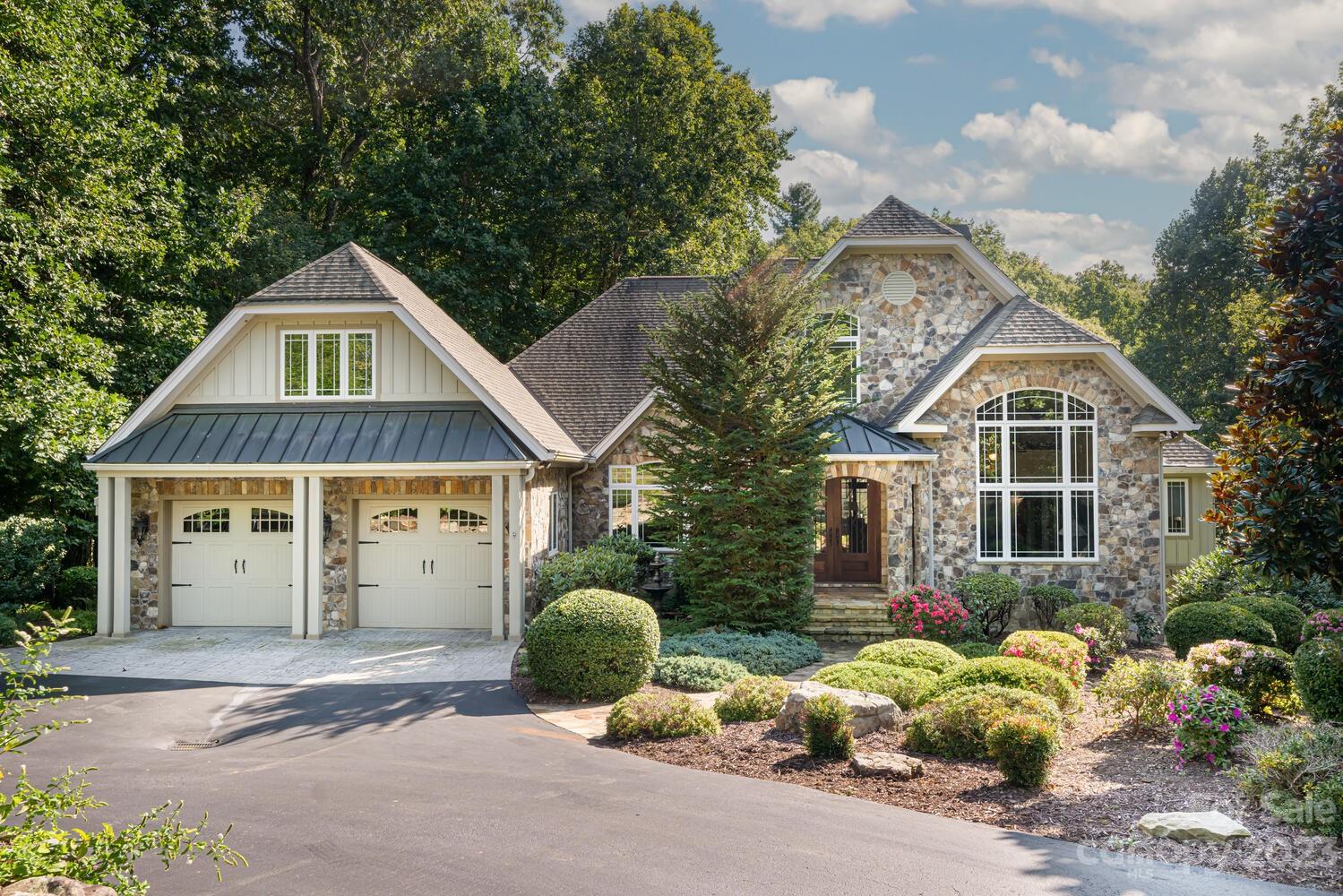74 Farwood Court Flat Rock NC 28731