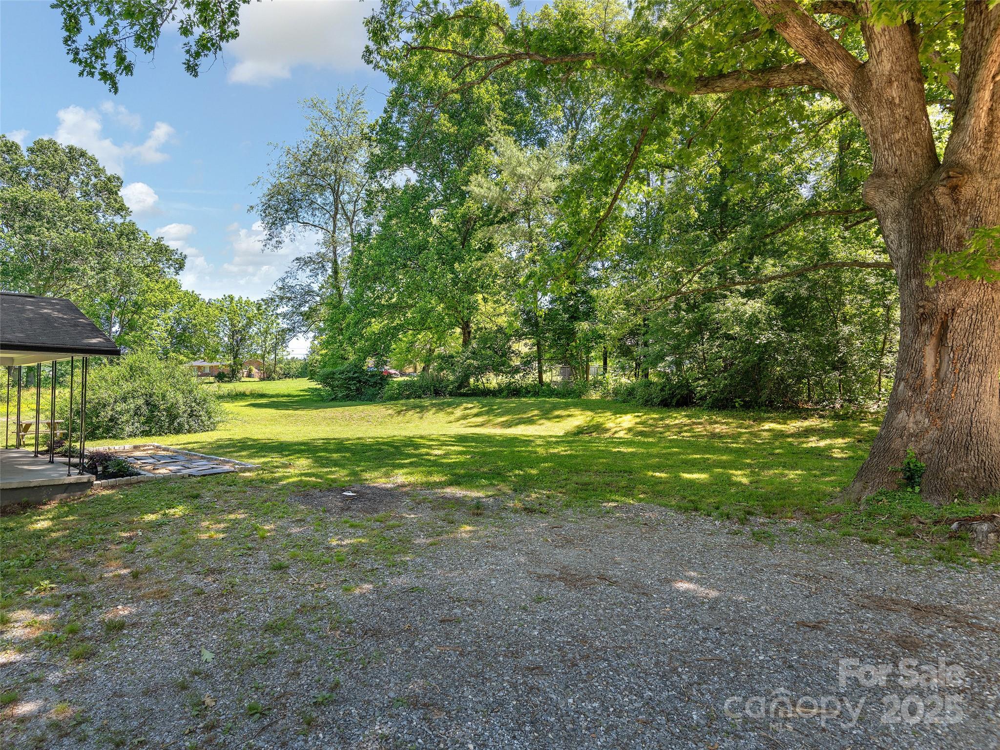 15 Burtiller Lane Fletcher NC 28732