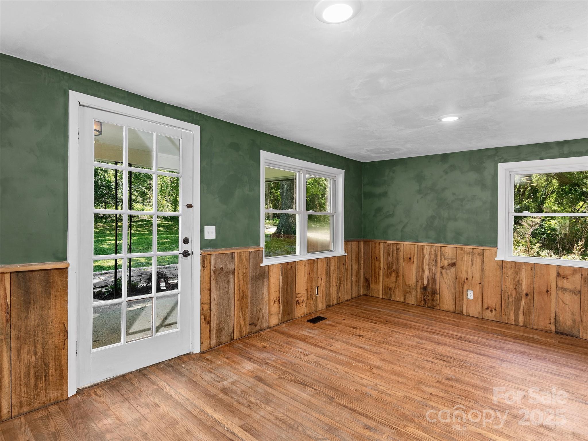 15 Burtiller Lane Fletcher NC 28732