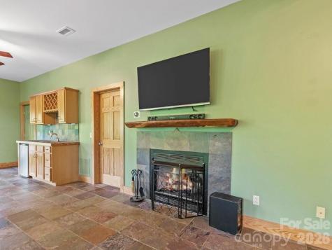 52 Mountain Park Drive Mars Hill NC 28754