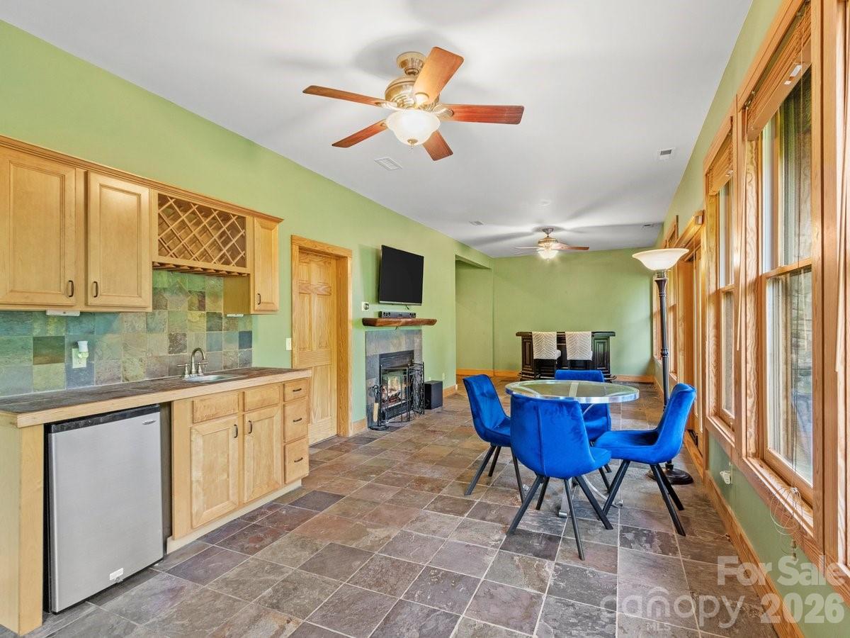 52 Mountain Park Drive Mars Hill NC 28754