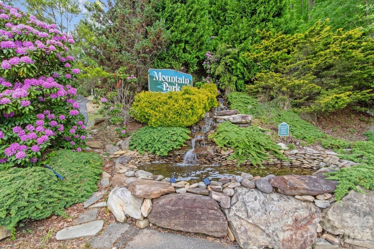 52 Mountain Park Drive Mars Hill NC 28754