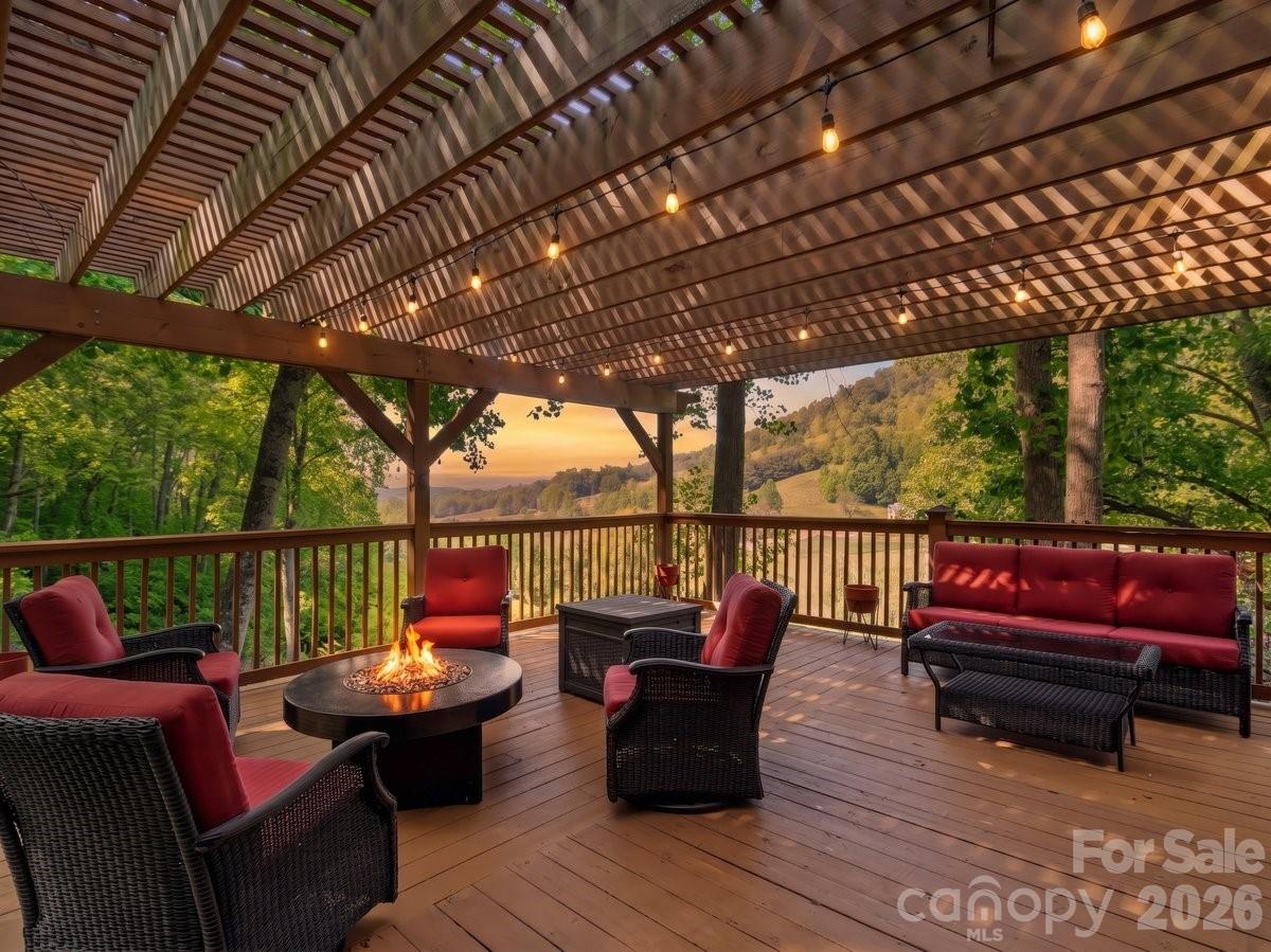 52 Mountain Park Drive Mars Hill NC 28754