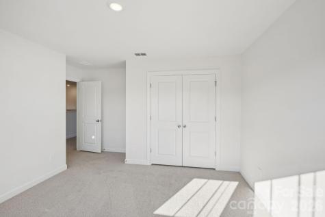2088 Sunflower Circle Newton NC 28658